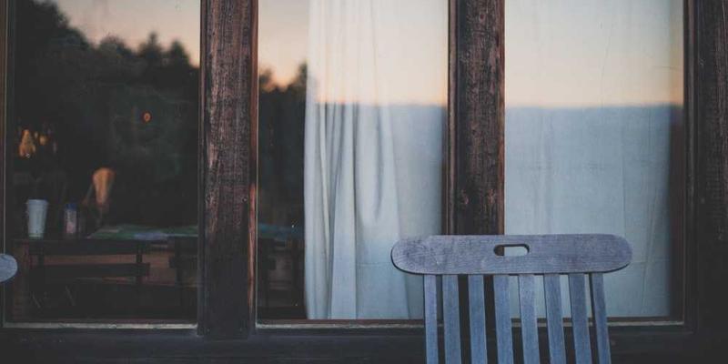 告别命令行迷宫：意图驱动网络（IDN）如何重塑网络安全与运维范式